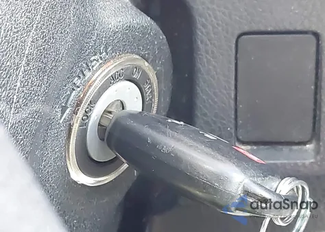 2015 Toyota Rav4 Xle z USA, uszkodzony, nr VIN JTMRFREV2FD102836